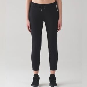 Lululemon On The Fly‎ Black High Rise Drawstring Lounge Pants Size 6